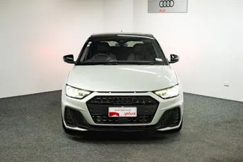 Audi A1 2025 photo 3
