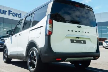 Ford Tourneo 2026 photo 4