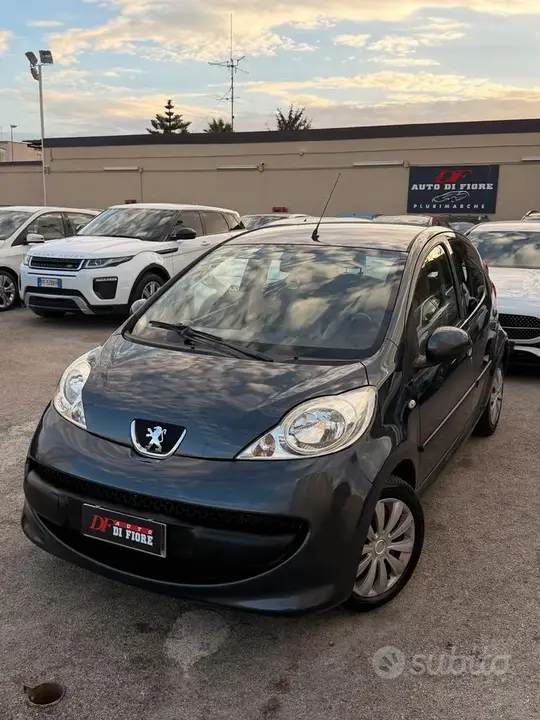 Peugeot 107 2006 photo 3