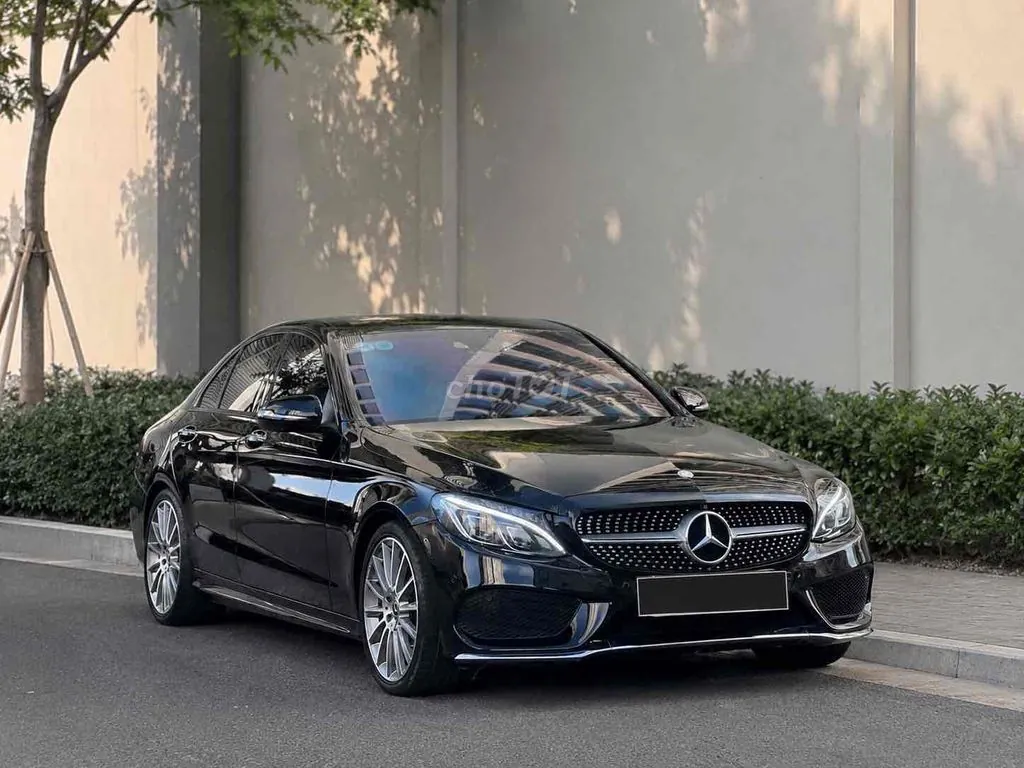 Mercedes-Benz C-Class 2018 photo 2