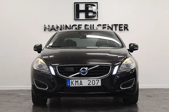 Volvo S60 2011 photo 2