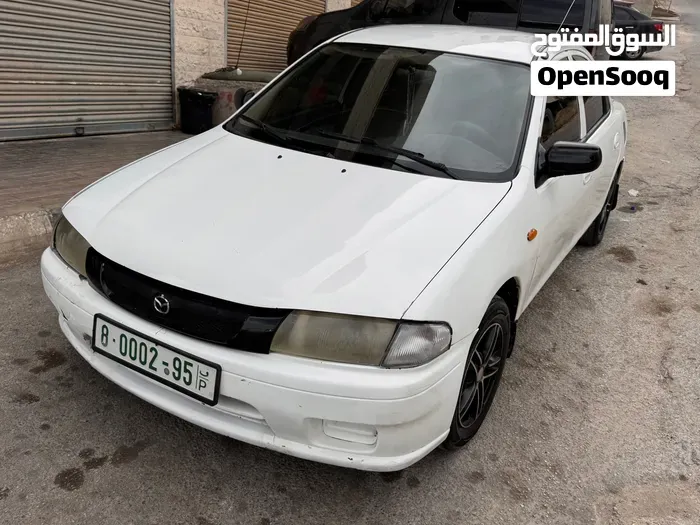 Mazda 323
