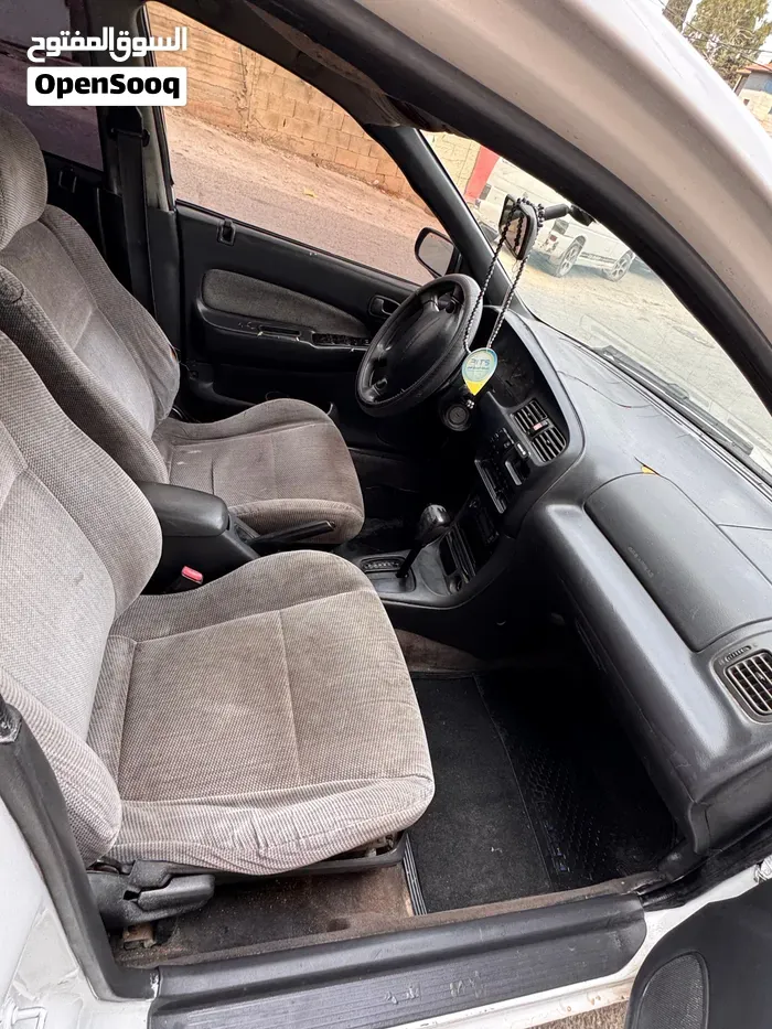 Mazda 323 1996 photo 2
