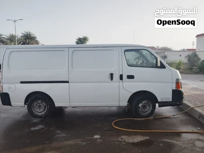 Nissan Urvan
