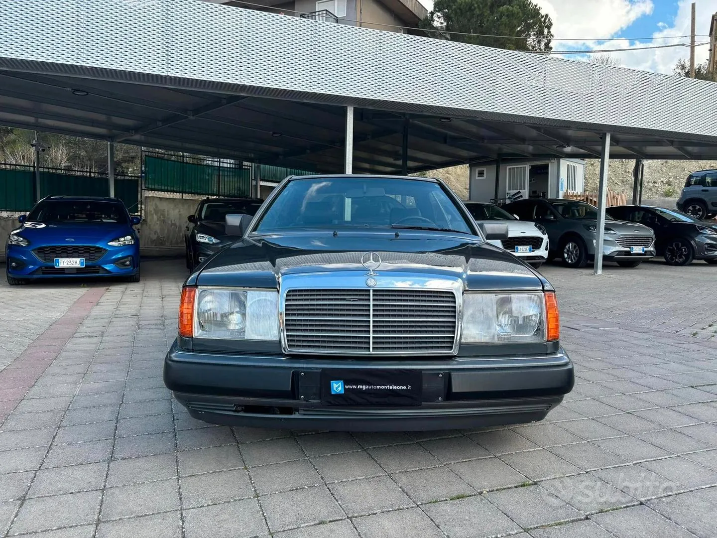 Mercedes-Benz Ce 200 1992 photo 3