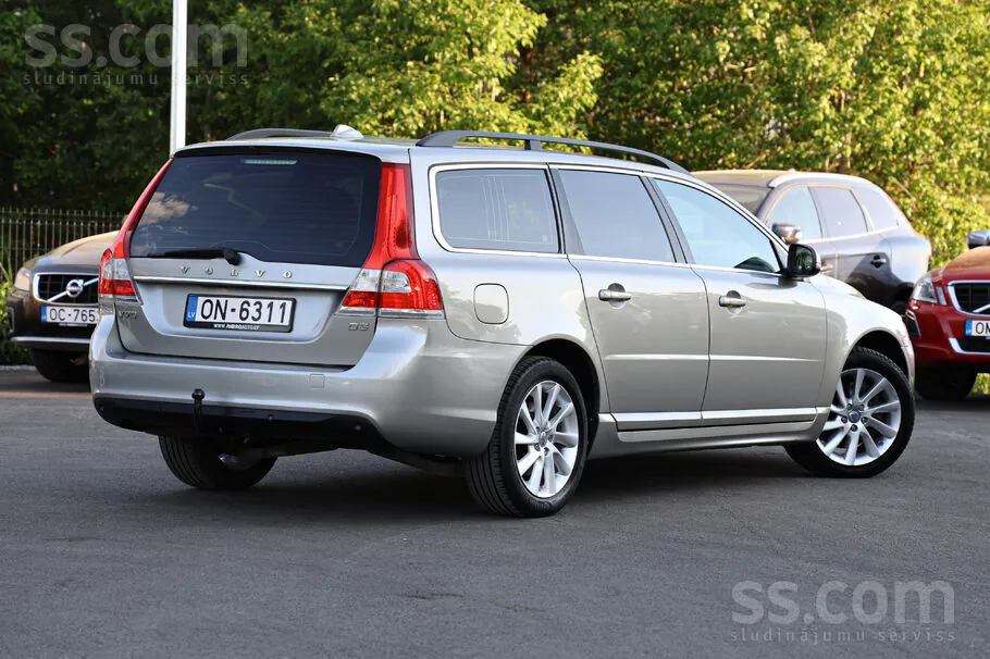 Volvo V70 2014 photo 4