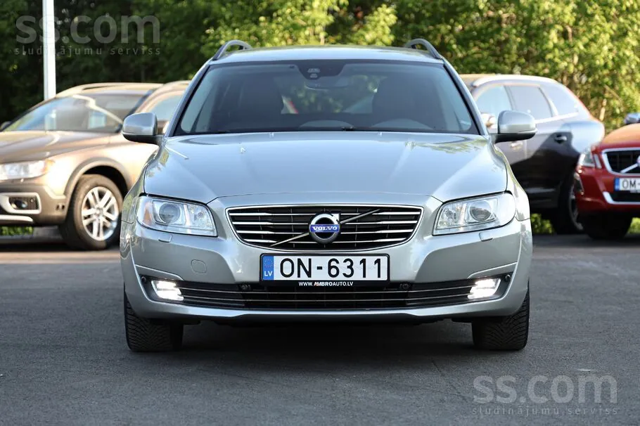 Volvo V70 2014 photo 2
