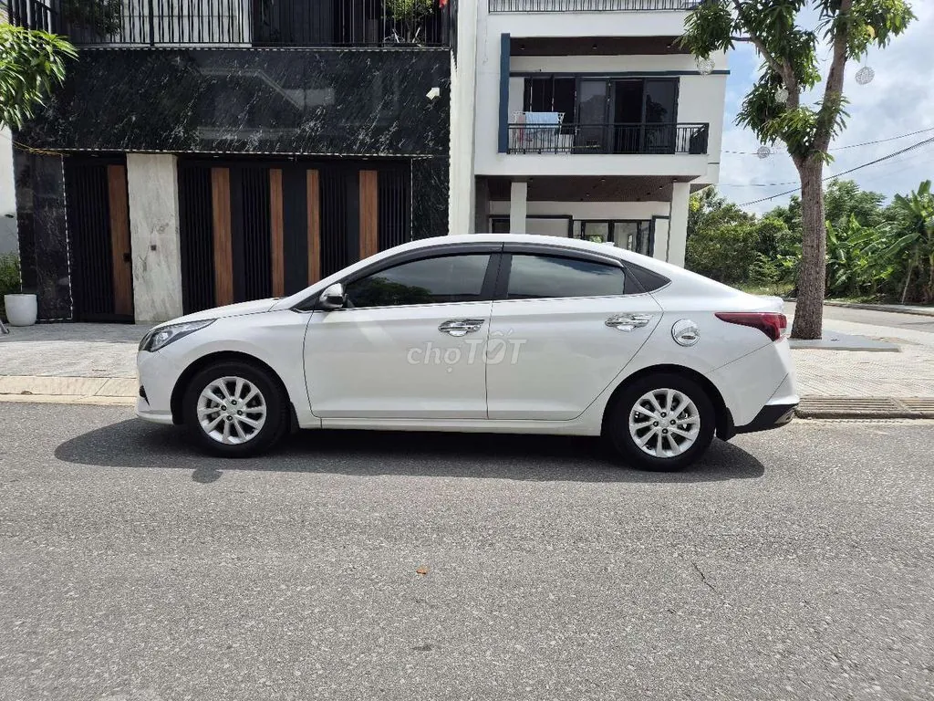 Hyundai Accent 2021 photo 3