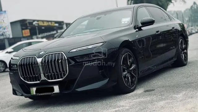 BMW I7