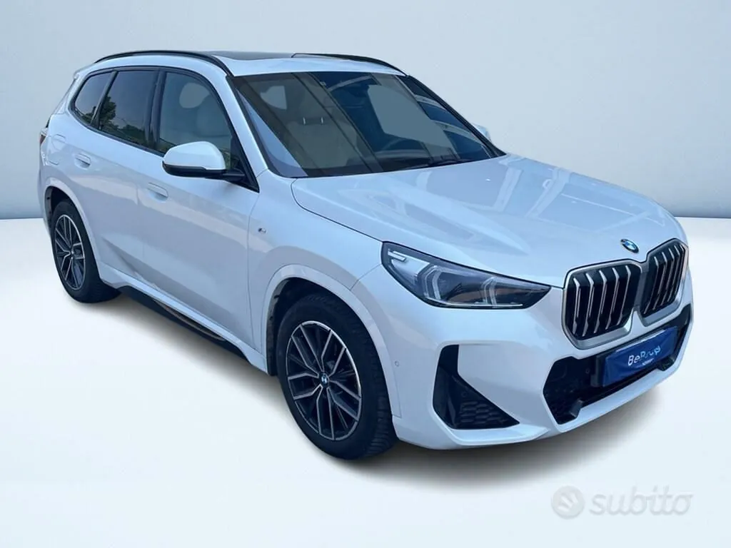 BMW X1 2024 photo 3