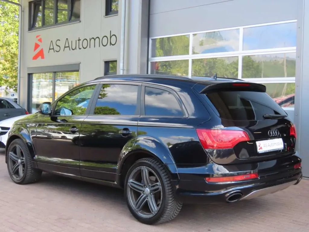 Audi Q7 2011 photo 4