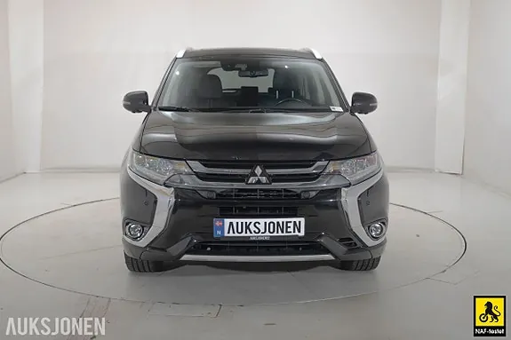 Mitsubishi Outlander 2017 photo 2