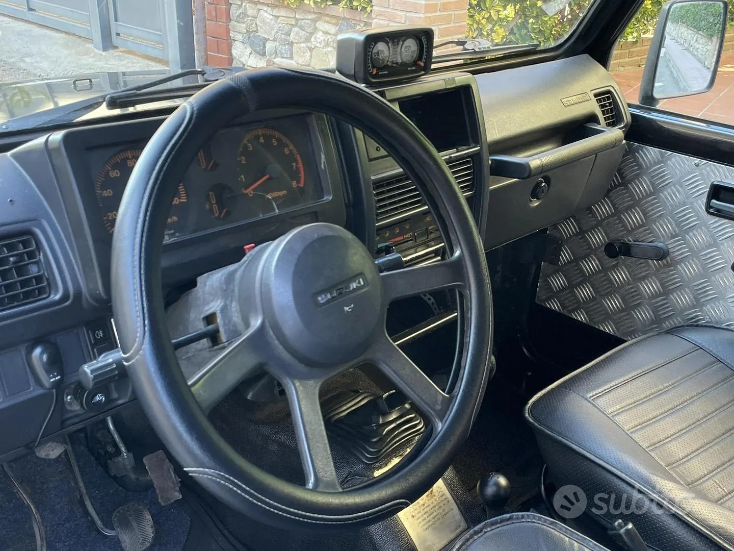 Suzuki Samurai 1988 photo 5