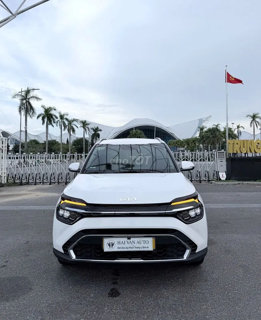 Kia Carens 2025 photo 3