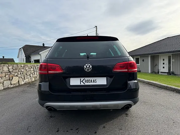 Volkswagen Passat 2013 photo 5