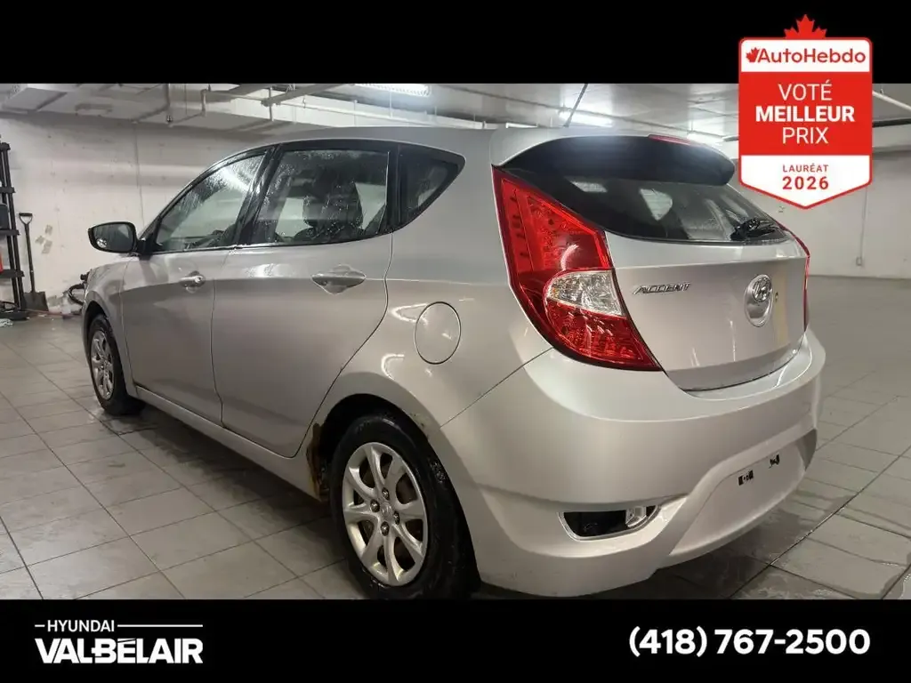 Hyundai Accent 2012 photo 3