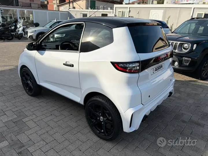 Aixam Coupe photo 3