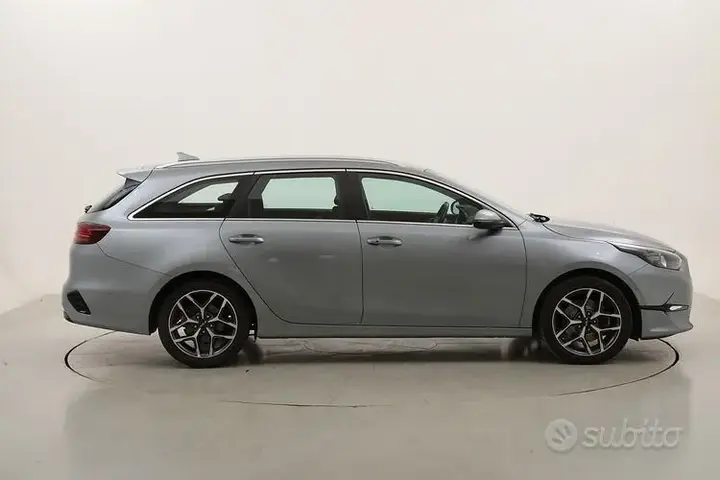 Kia Ceed 2022 photo 3
