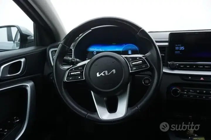 Kia Ceed 2022 photo 4