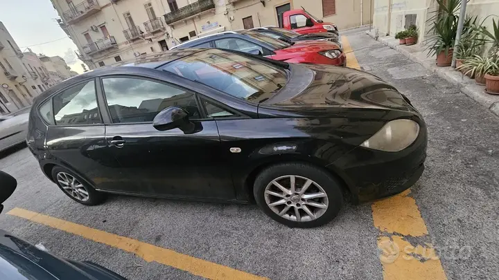 Seat Leon 2010 photo 3