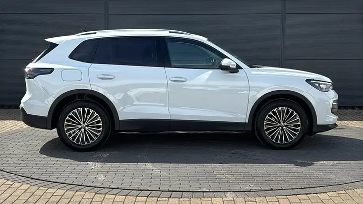 Volkswagen Tiguan 2025 photo 5