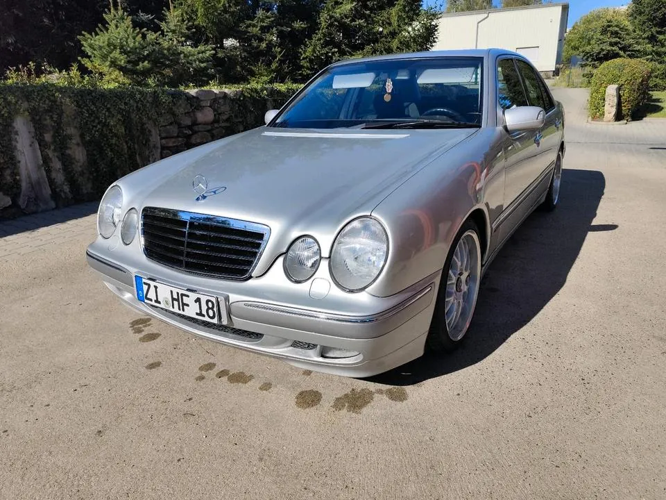 Mercedes-Benz E 200 Kompressor W210 Elegance