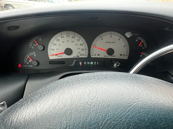 Ford F-150 2000 photo 2
