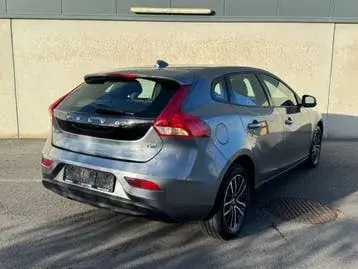 Volvo V40 2019 photo 3