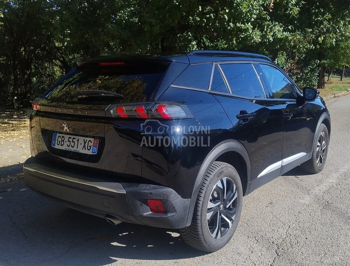Peugeot 2008 2021 photo 4