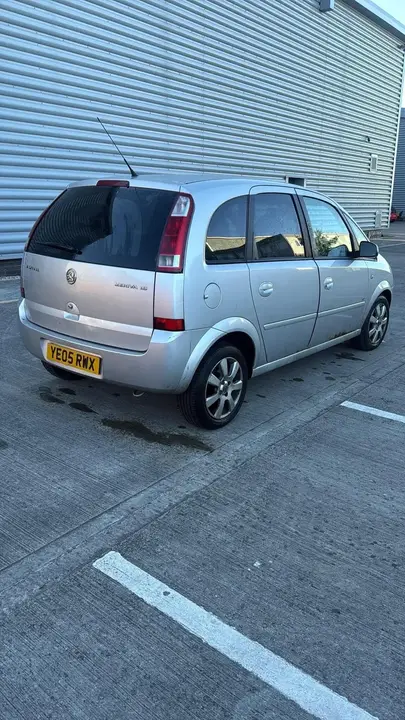 Vauxhall Meriva 2005 photo 2