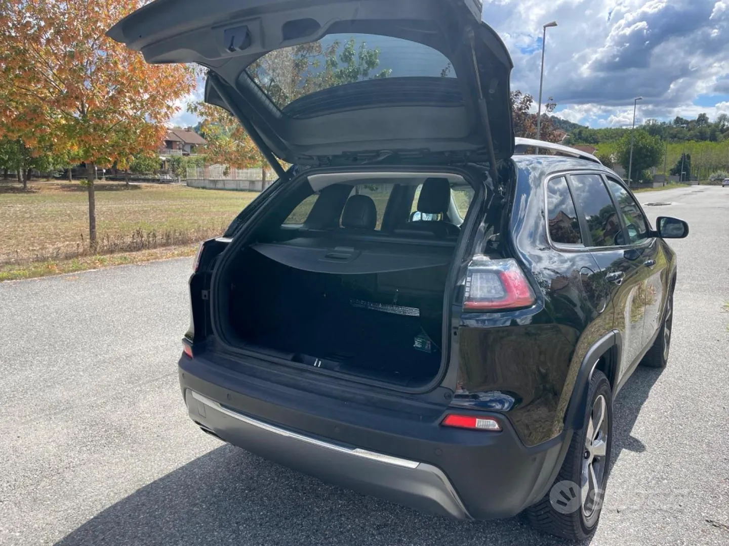 Jeep Cherokee 2019 photo 4