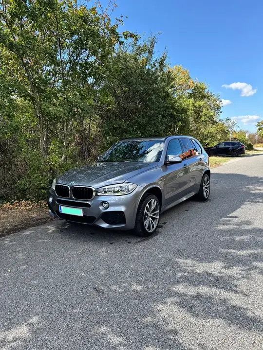BMW X5 2015 photo 2