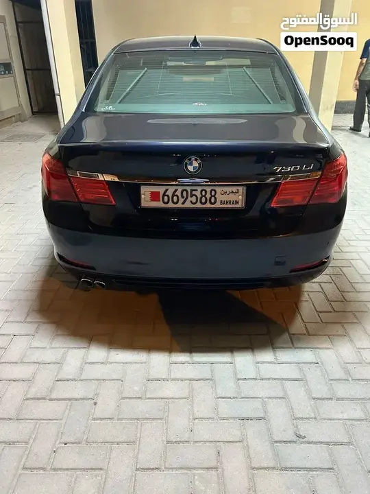 BMW 7 Series 2011 photo 4