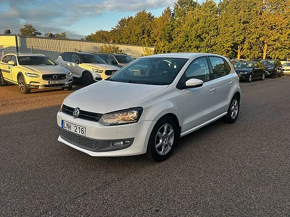 Volkswagen Polo 2010 photo 2