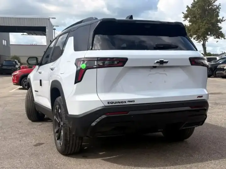 Chevrolet Equinox 2027 photo 5