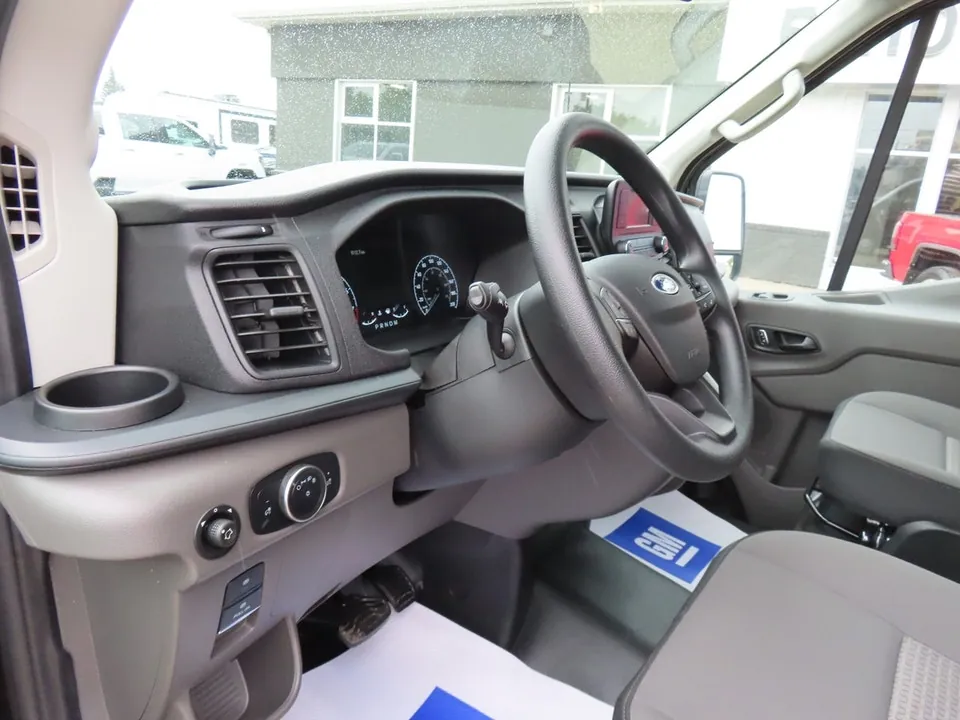 Ford Transit 2025 photo 5