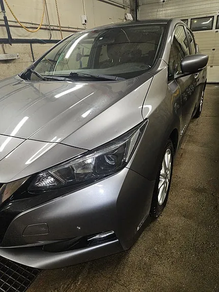 Nissan Leaf 2018 photo 2