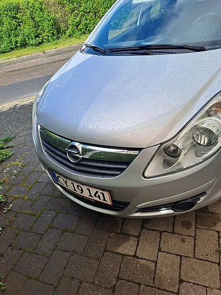 Opel Corsa 2009 photo 2