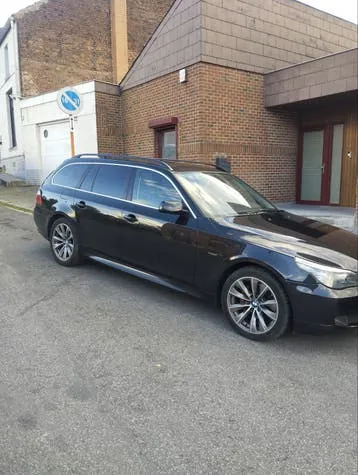 BMW 525I