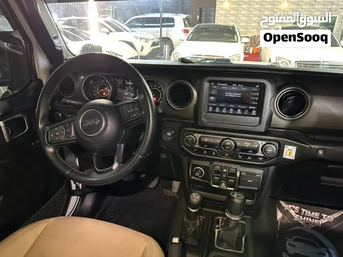 Jeep Gladiator 2022 photo 2