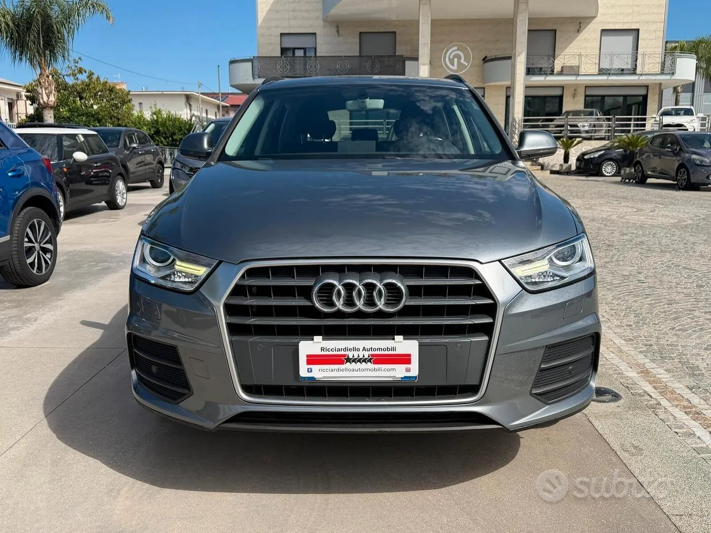 Audi Q3 2016 photo 2