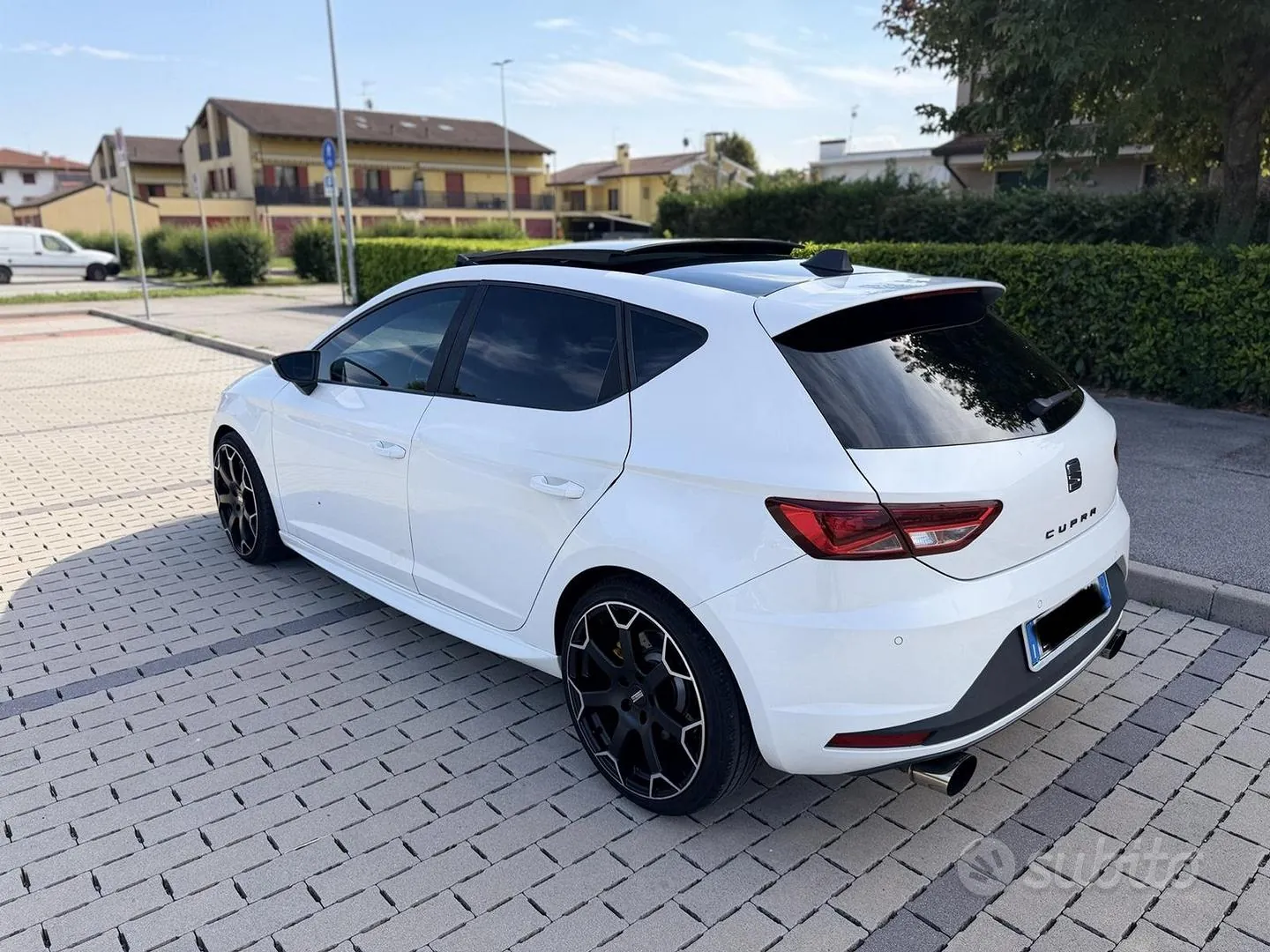 Seat Leon 2015 photo 3