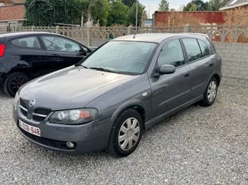 Nissan Almera