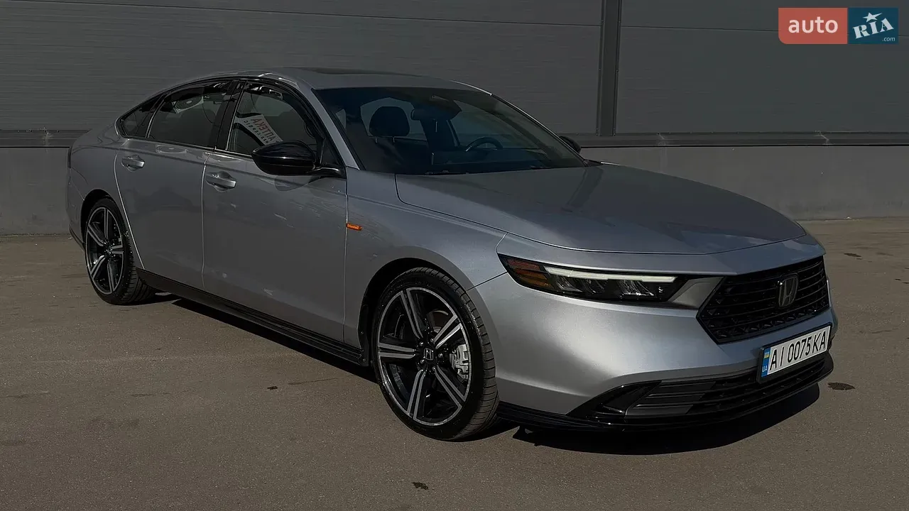 Honda Accord 2023 photo 2