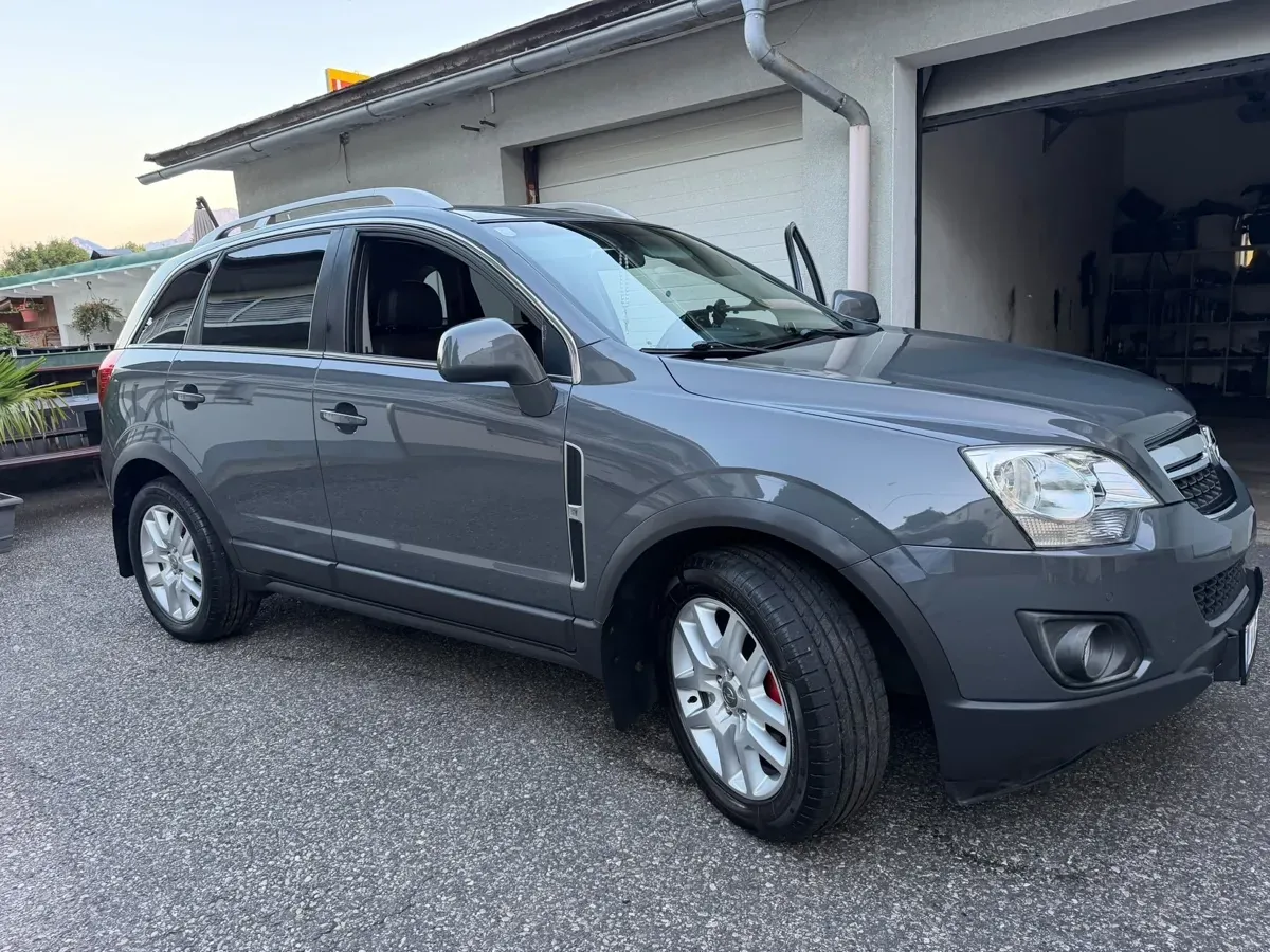 Opel Antara 2011 photo 3