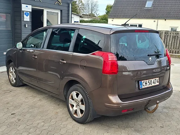 Peugeot 5008 2014 photo 5