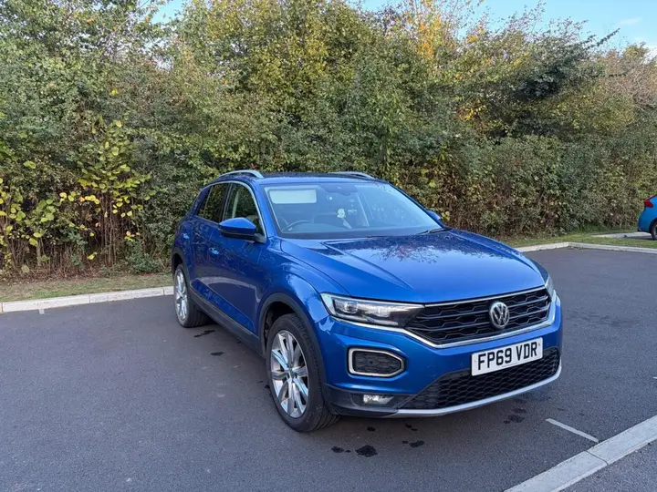 Volkswagen T-Roc 2019 photo 2