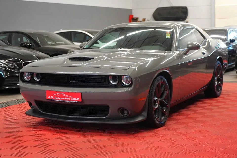 Dodge Challenger