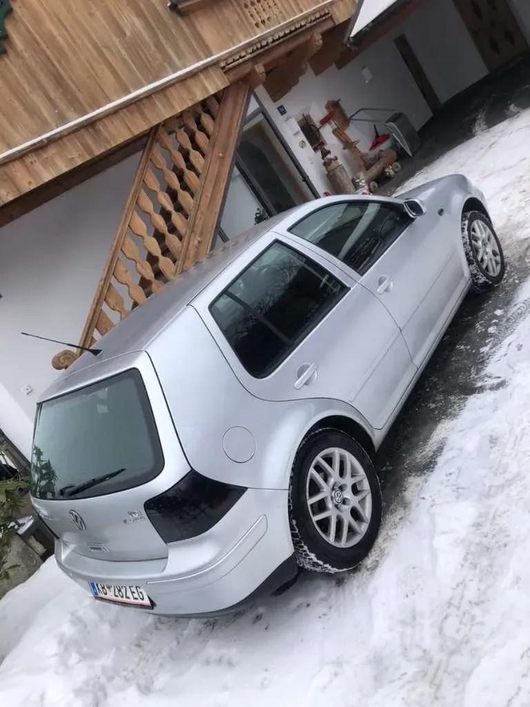 Volkswagen Golf 2003 photo 3