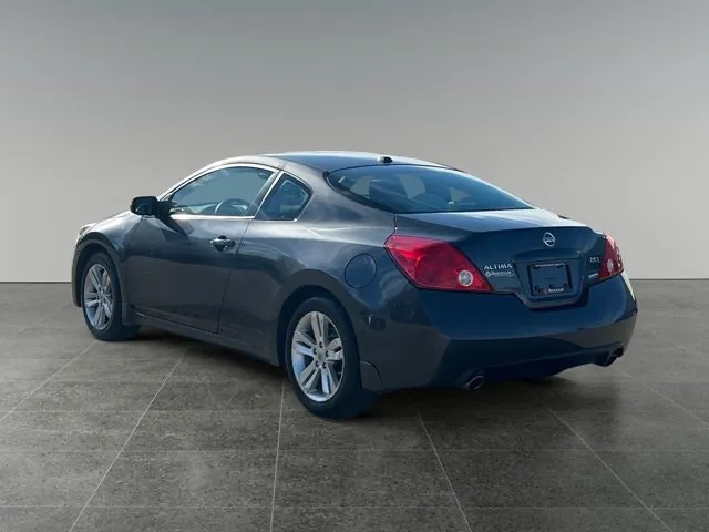 Nissan Altima 2010 photo 4
